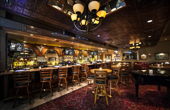 Classic bar at Golden Steer Steakhouse in Las Vegas