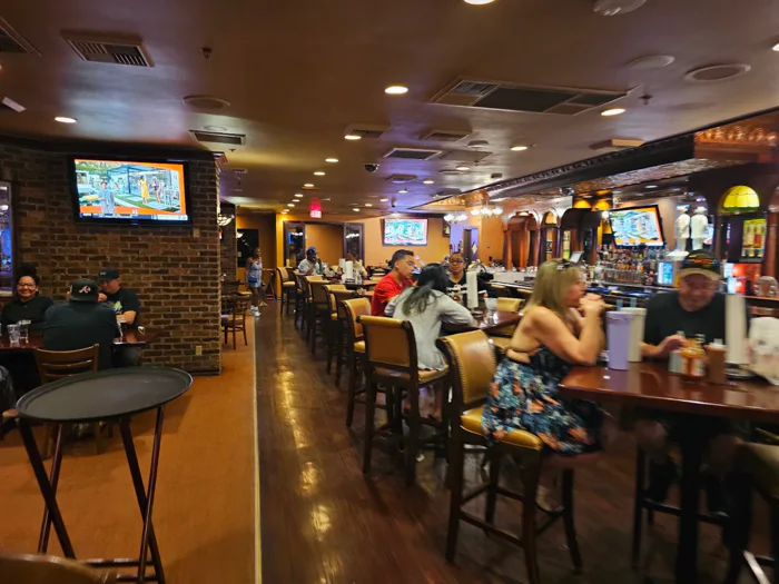 Benny's Smokin' BBQ and Brews