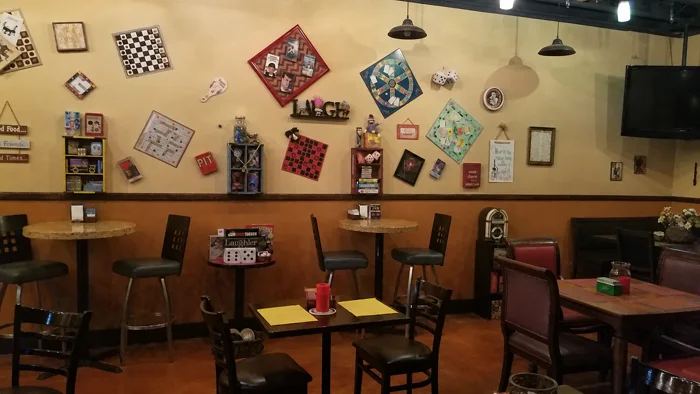 The Plate Bar & Grill
