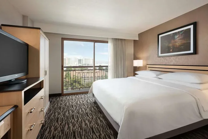 Embassy Suites by Hilton Convention Center Las Vegas