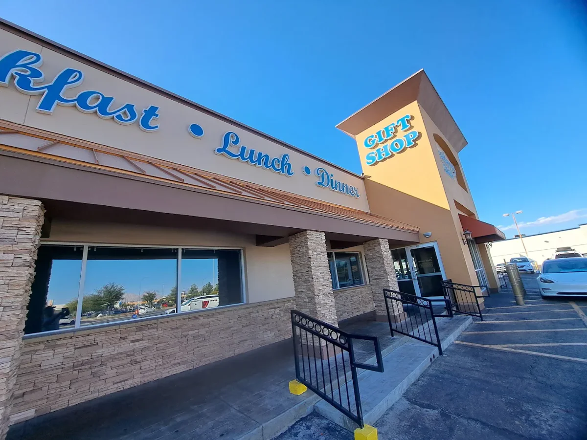 Blueberry Hill Family Restaurant
