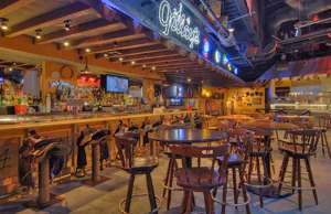 Gilley's Saloon at Treasure Island